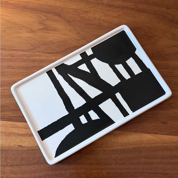 NEW Art Lifting Demdaco Trinket Tray/Wall Hanging Black White Abstract - Picture 1 of 4